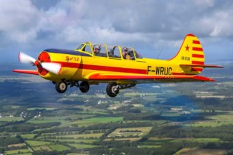 Yak52 – la rencontre de Breizh Ailes 56 et l’Aéroclub de l’Estuaire